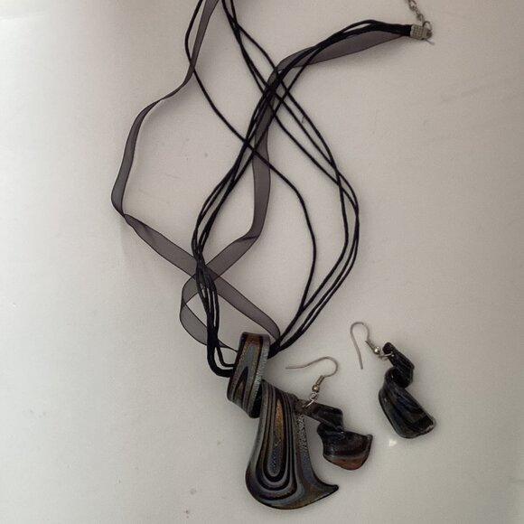 Art Glass Necklace + Earring Jewelry Set Pierced Ears - Picture 4 of 5